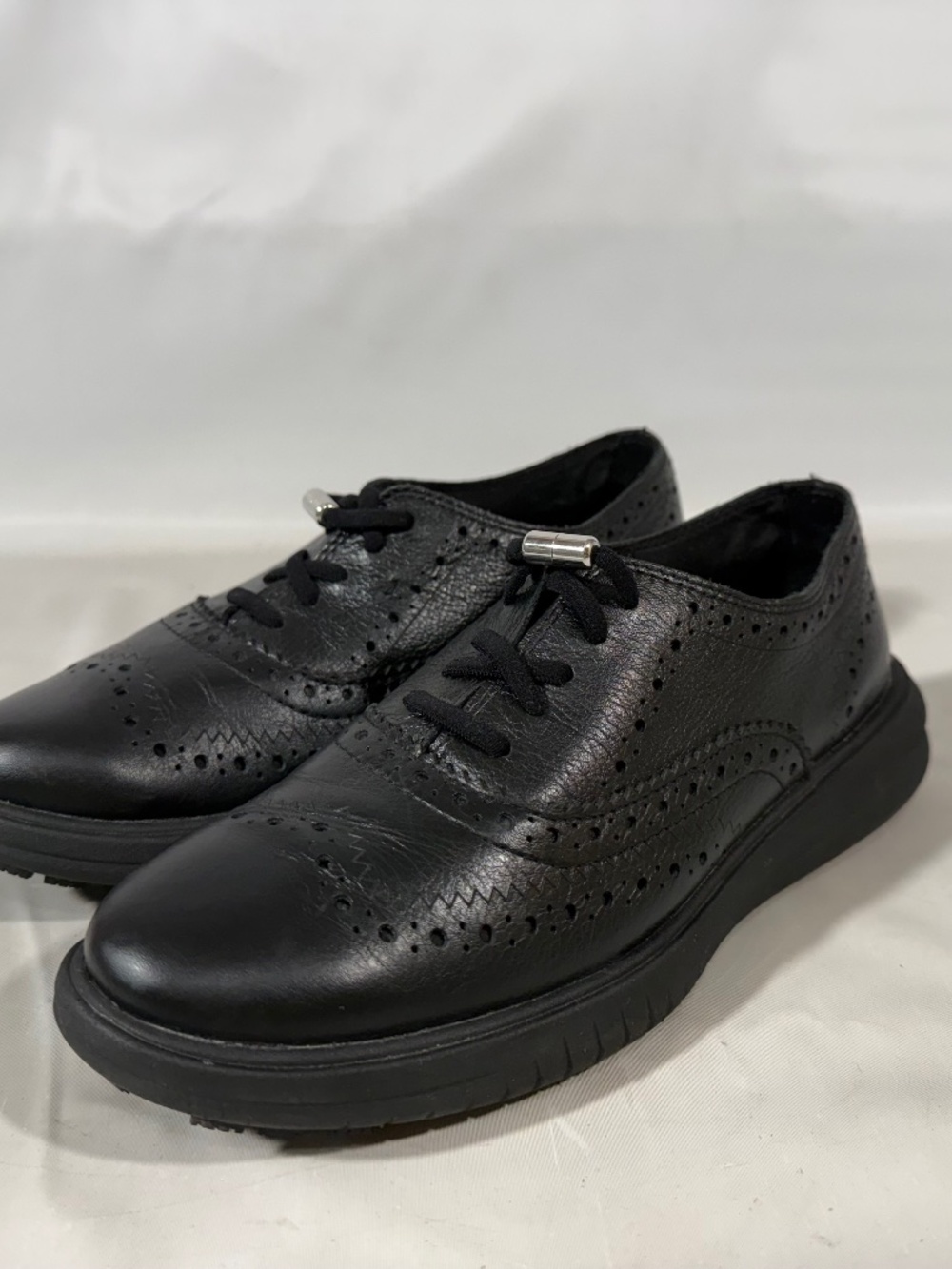 Cole Haan Shoes for Crews Malorie Wingtip Oxford Women 6.5B Non-Slip Work Server